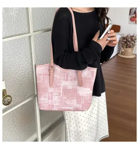 Pink patterned tote bag for women, large capacity shoulder bag for daily commuting and casual use.
