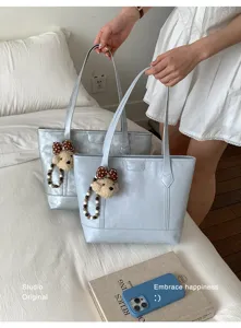 Large capacity tote bag for women stylish PU leather shoulder bag commute handbag with cute bear