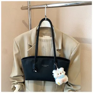 Retro commuter black shoulder bag with cute bear pendant, large capacity fashion tote bag.