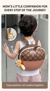 Zainetto a forma di nocciola per bambini con ciondolo a scoiattolo rimovibile