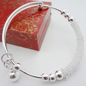 Bracciale regolabile placcato argento stile etnico con campanelli e perline decorativi