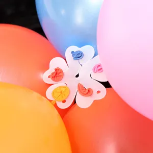White plastic flower balloon clips for party decoration, durable 6-in-1 balloon arch clips
