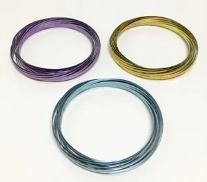 Edelstahl Flow Ring Zauberfeder Armband bunte Dekompression Spielzeug zum Stressabbau.