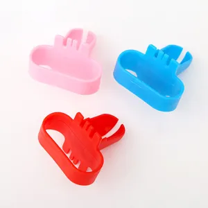 Pratique outil de liaison de ballon en plastique pour fête d'anniversaire trois couleurs