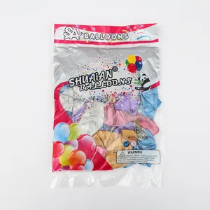 Ballons metalliques en latex de 10 pouces de couleurs assorties pour decoration fete.
