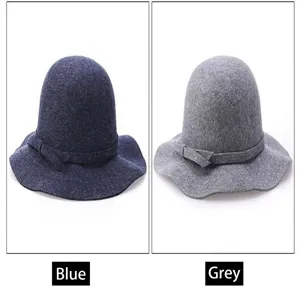 Elegante Wollfilz-Glockenhüte für Damen mit gewellter Krempe in Marineblau und Grau