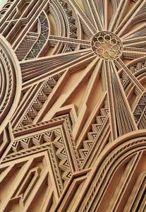 Detailopname van gelaagde houten mandala wandkunst, ingewikkelde geometrische houtsnijwerk.
