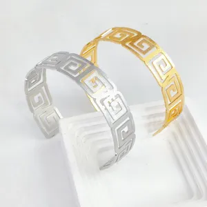 Manchette large géométrique à découpes bijou ouvert de vacances bracelet tendance mode