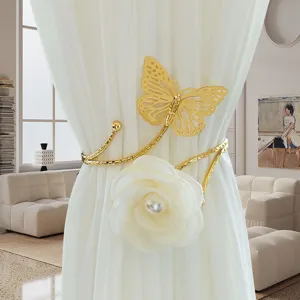 Elegante fermatenda a farfalla in metallo dorato e fiore di stoffa con perla per arredamento.