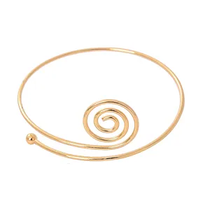 Bracciale da braccio in metallo dorato minimalista spirale polsino aperto regolabile moda donna