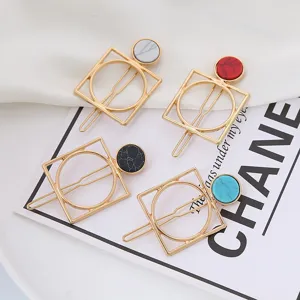 Set de pinzas de pelo geométricas de mármol chic, horquillas redondas cuadradas de metal dorado mujer.
