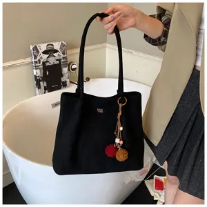 Large capacity black suede tote bag for women, fashion retro shoulder bag, commuter bag.