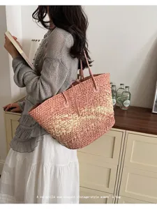 Sac cabas d'épaule en paille grande capacité vintage pour voyage plage vacances détail