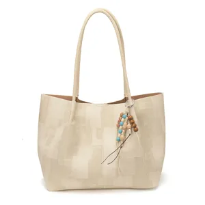 Korean minimalist casual tote bag, large capacity women's shoulder bag for daily use.