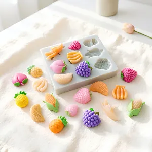 Moule en silicone de fruits et legumes multi-cavites pour bougies parfumees et aromatherapie.