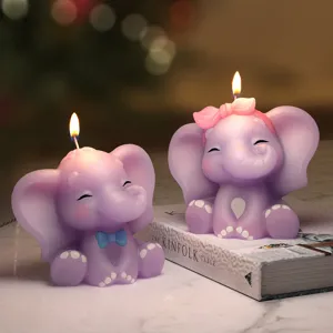 Candele profumate a forma di elefante viola con fiocco, grazioso arredamento per casa.