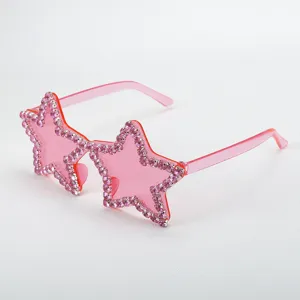 Rosa Stern Strass Sonnenbrille Nahaufnahme Detailansicht Bonbonfarbe Party Brillen Zubehoer