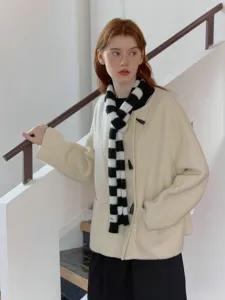 Y2K punk style black white striped long thin knit scarf versatile aesthetic neckerchief