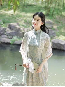 Zomer hol gebreide driehoekige sjaal cape elegante vintage stijl lichtgewicht luchtig.