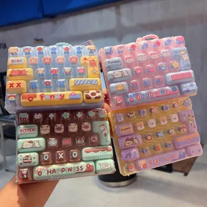 Stimmungsstation 26 Tasten Mechanische Tastatur Fidget Toy Süßes Tier Design Dekompression Schlüsselanhänger Rucksack Anhänger