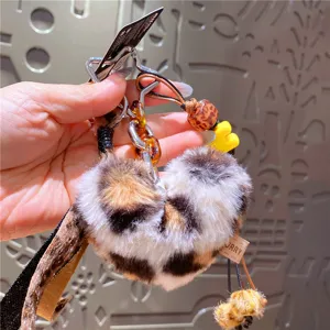 Schattige luipaardprint hart pluche sleutelhanger fluffy tas bedel voor auto