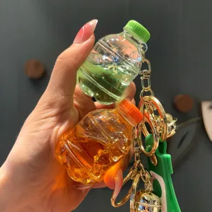 Vloeibare drift fles sleutelhanger schattige miniatuur drank hanger tas accessoire auto