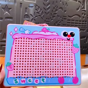Leuk toast magnetische kralen tekenbord speelgoed creatieve sleutelhanger stress relief