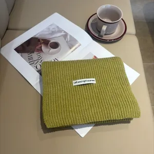 Sciarpa in lana lavorata a maglia verde da donna, morbido scaldacollo invernale, elegante