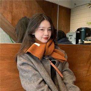 Winter solid color knitted scarf for women and men, cozy, warm and versatile Japanese style.