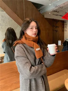 Cozy knit scarf for women in winter, solid color warm neckwear for daily chic style.