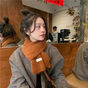 Korean winter warm brown knitted scarf for women, cozy solid color winter neck warmer detail