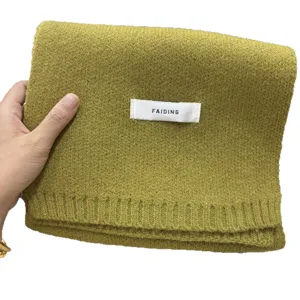 Women's solid color knit scarf winter warm soft versatile stylish green fashion neck wrap
