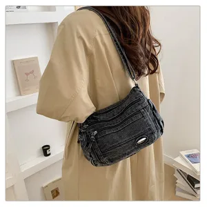 Large capacity denim shoulder bag for women, retro multi-pocket casual crossbody bag stylish.