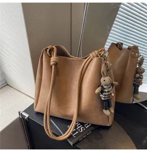 Vintage brown tote bag for women large capacity casual shoulder bag with cute rabbit pendant