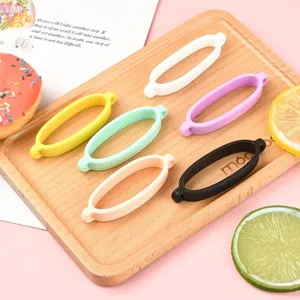Colorful silicone strap rings for water bottles, elastic bands for portable cup handles.