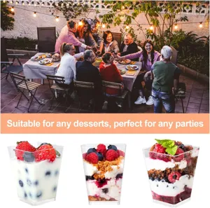 Gobelets à dessert en plastique jetables 150ml tasses à mousse carrées transparentes