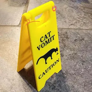 Novità Gatto E Cane Vomito Segnale Di Avvertimento Divertente Scrivania Mini Segnale Di Attenzione Plastica Divertente Ufficio Decorazione Ornamento Regalo