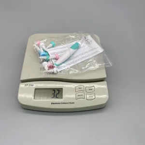 Spiraalvormige orenwas verwijderingstool set met zachte siliconen vervangende tips.