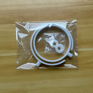Witte plastic bekerhouder accessoires detailweergave voor EVA strandtas opbergen.