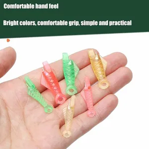 Mini enhebrador de pescado para máquina de coser, herramienta útil para un enhebrado fácil.
