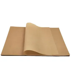 Rechteckiges braunes Backpapier aus Pergament, fettabweisend und antihaftend beschichtet.