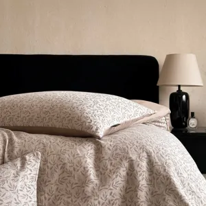 Σετ κλινοσκεπασμάτων 4 τεμαχίων από πλυμένο βαμβάκι Wabi-sabi με πυκνό ζακάρ φυτικό σχέδιο.