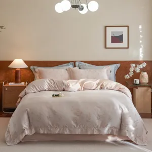 Πολυτελές σετ κλινοσκεπασμάτων 4 τεμ από Lyocell Tencel με λεπτό σχέδιο λουλουδιών.