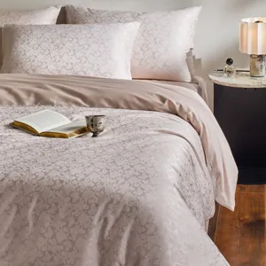 Luxury cotton jacquard 4-piece bedding set, breathable skin-friendly soft sheet duvet cover.