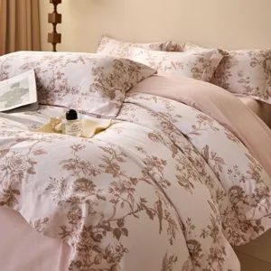 Juego de cama de 4 piezas de algodón cepillado con estampado floral, vista principal.
