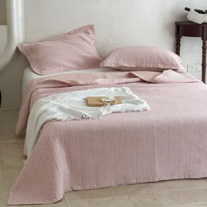 Rosa Baumwolle gesteppte Tagesdecke Set, weiche gewaschene Bettwäsche mit Kissenbezügen.