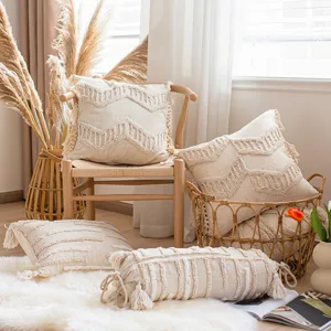 Bohemian Style Cotton Linen Blend Pillow Cover Living Room Sofa Decorative Cushion Cover With Tassels Geometric Tufted Pillowcase Home Decor