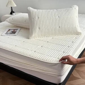 Waterproof Quilted Fitted Sheet With Clover Embroidery Deep Pocket Mattress Protector Soft Bed Cover
