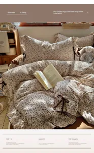 Vintage floral bedding set with ruffled edge, cozy duvet cover and pillowcases for bedroom decor.