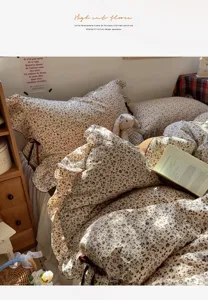 Vintage floral ruffled bedding set, cozy shabby chic duvet cover and pillowcases for bedroom.